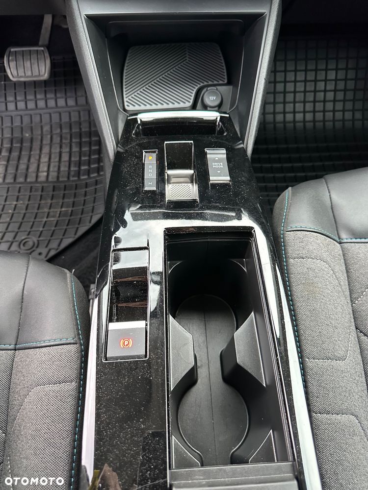 Citroën C4X 1.5 BlueHDi Shine S&S EAT8 - 19