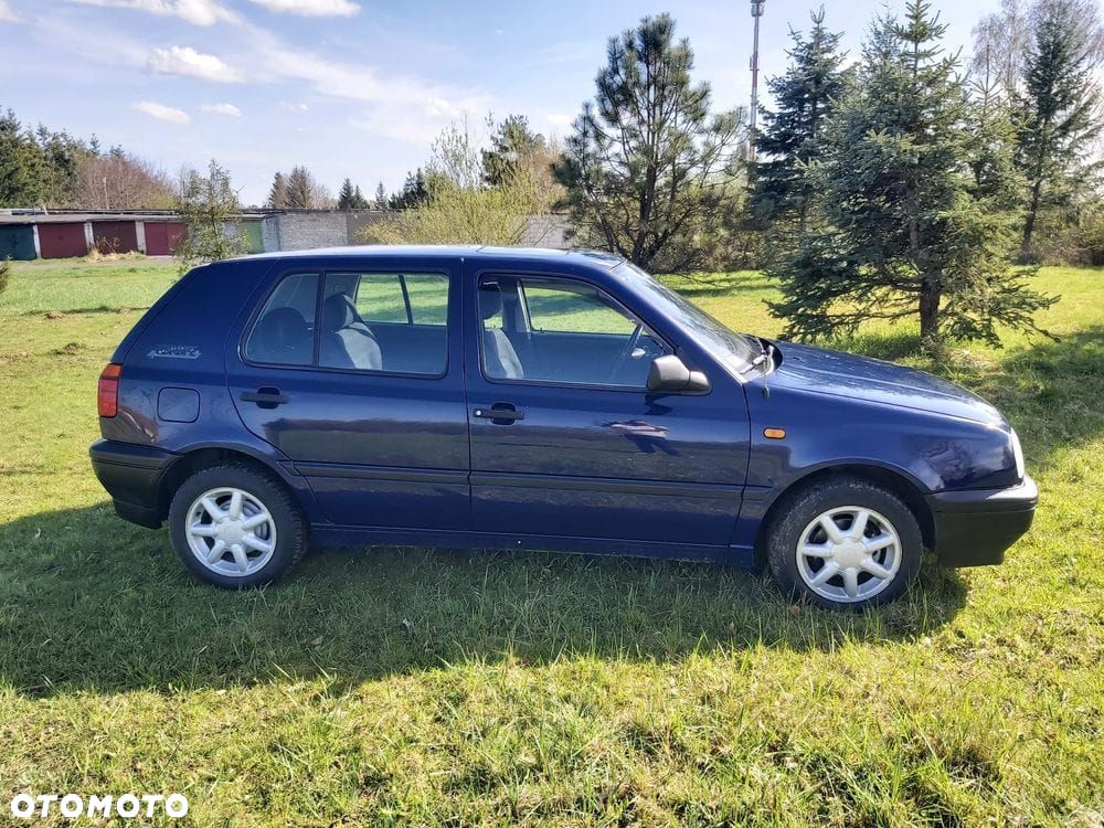 Volkswagen Golf 1.4 Spring - 3
