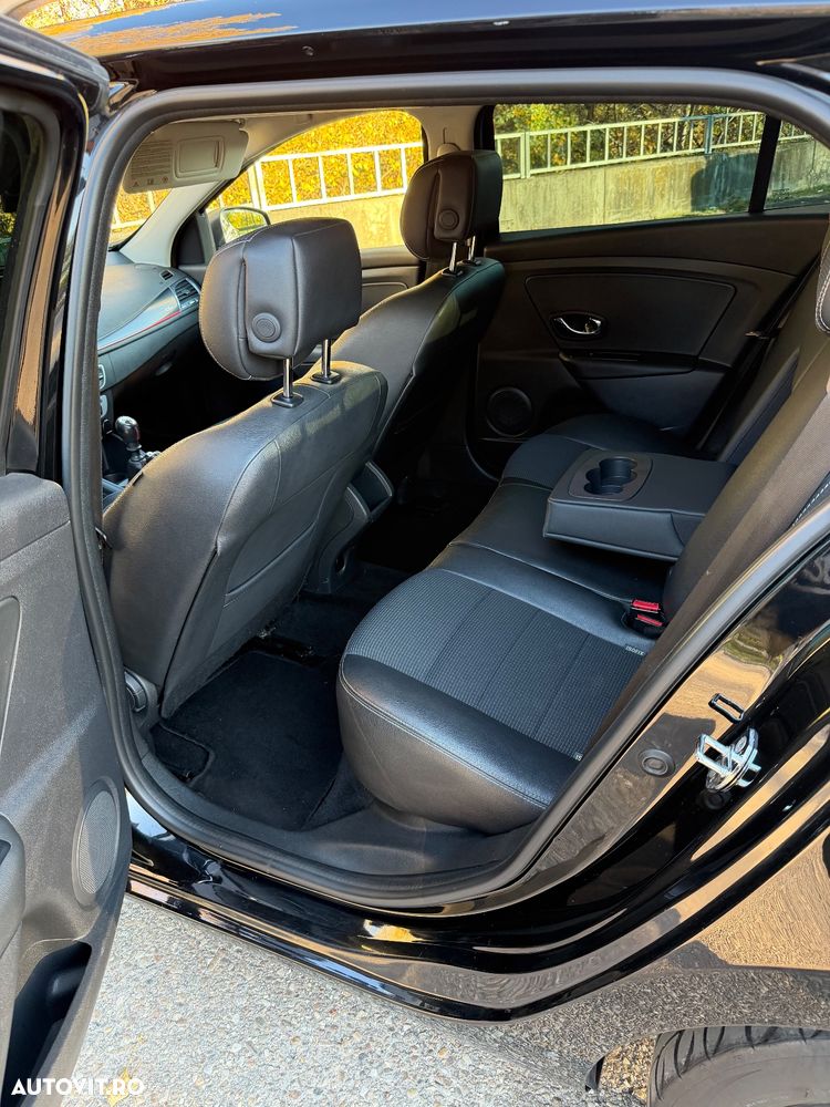 Renault Megane ver-grandtour-energy-dci-110-gt-line - 7