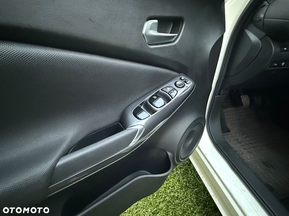 Nissan Juke 1.0 DIG-T N-Connecta - 9
