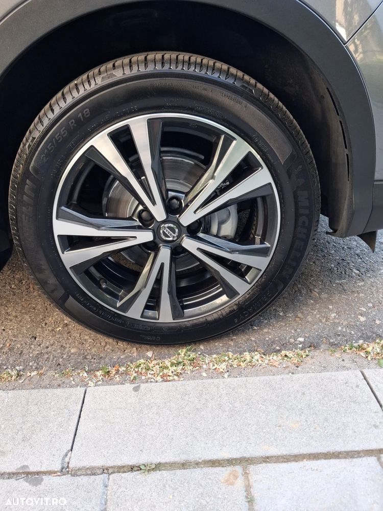 Nissan Qashqai 1.3 DIG-T N-CONNECTA - 20