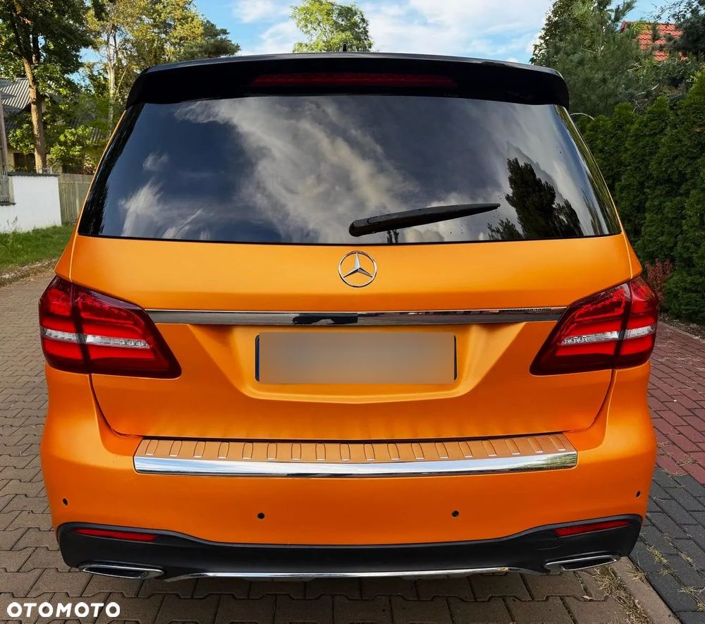 Mercedes-Benz GLS - 20