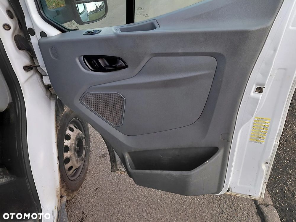 Ford Transit - 16