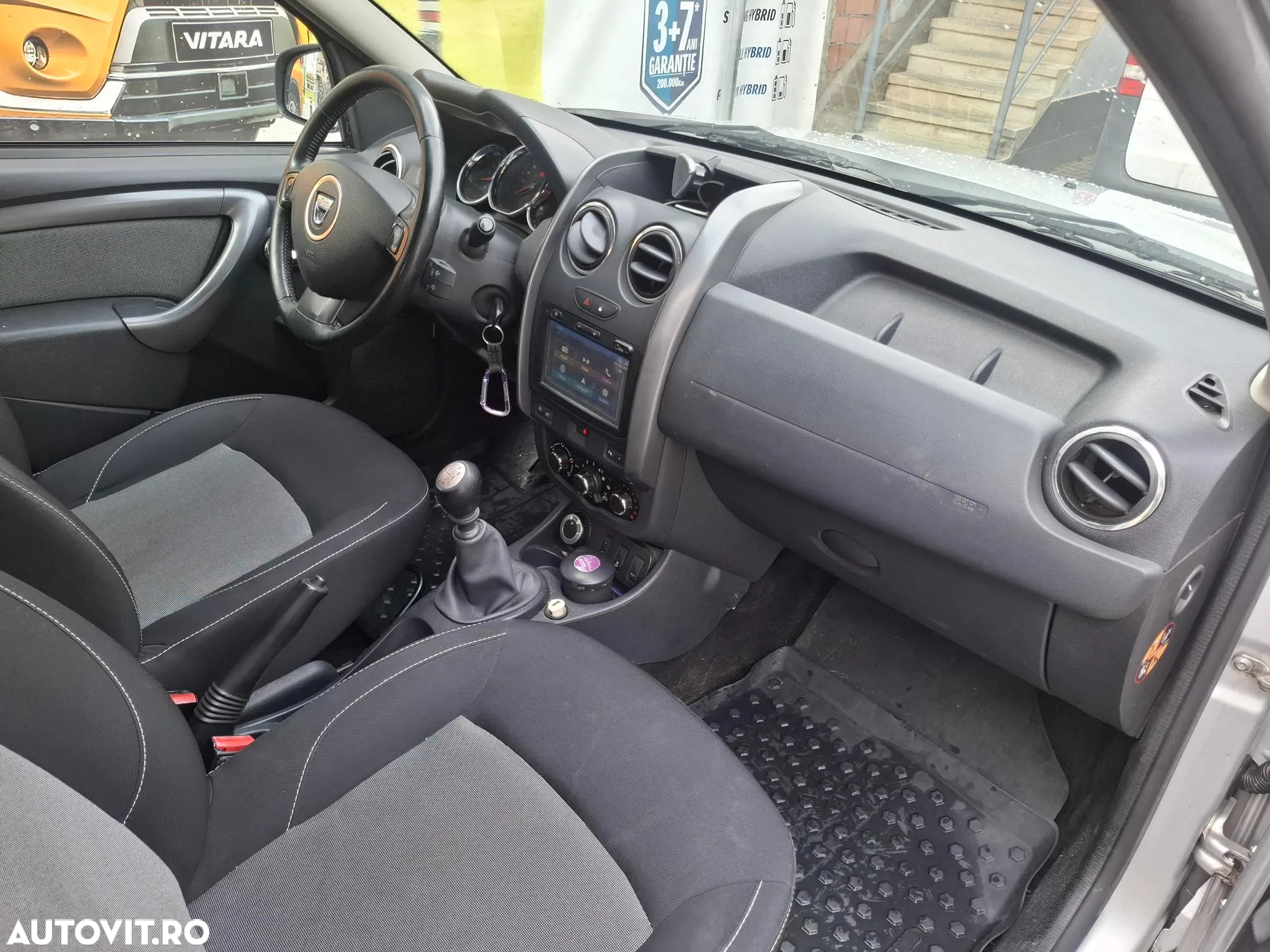 Dacia Duster 1.5 dCi 4x4 Laureate - 14