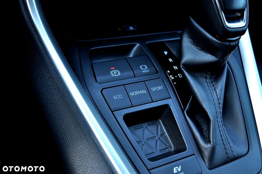 Toyota RAV4 2.5 Hybrid Comfort 4x2 - 32