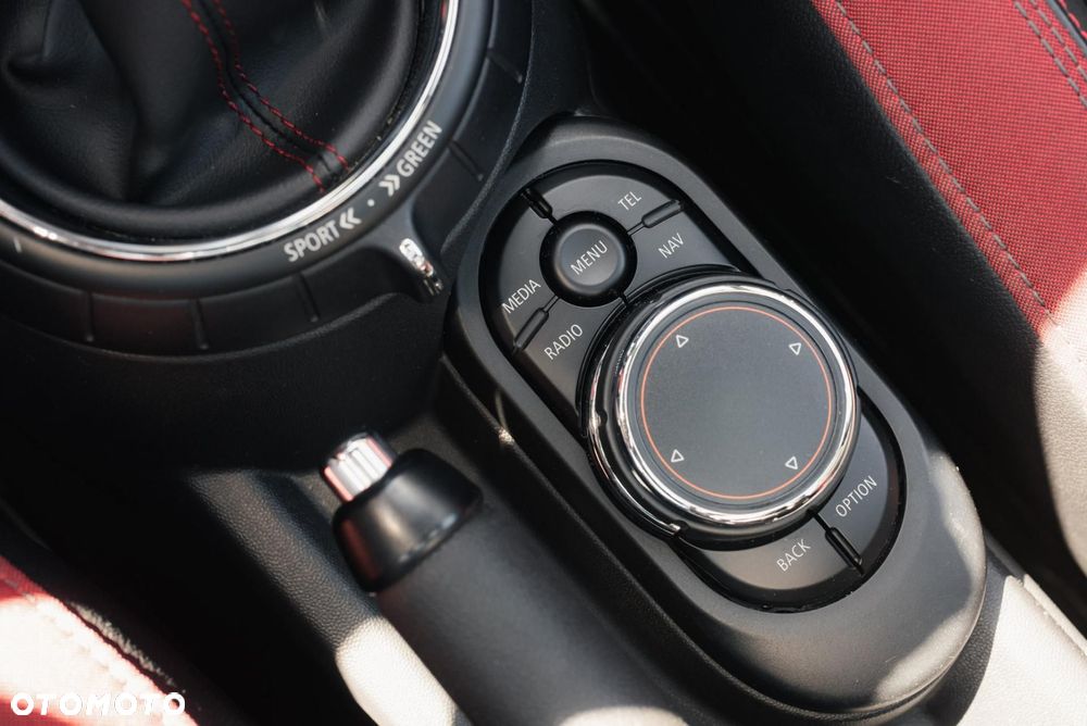MINI John Cooper Works - 22