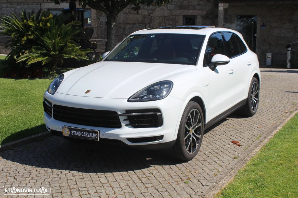 Porsche Cayenne S E-Hybrid - 2