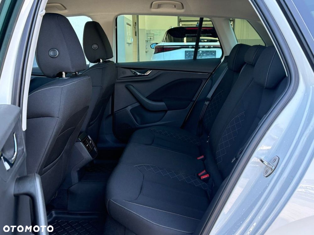 Skoda Kamiq 1.5 TSI Ambition - 13