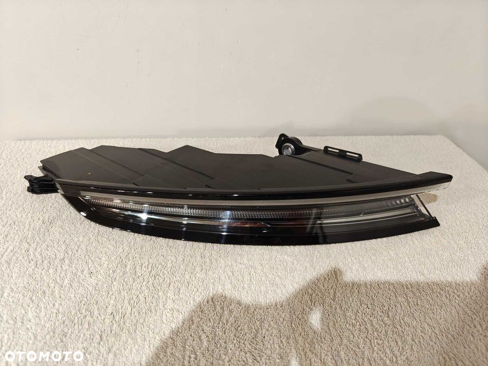 Lampa Lewy Tył LED EXCLUSIVE Porsche Taycan USA - 4