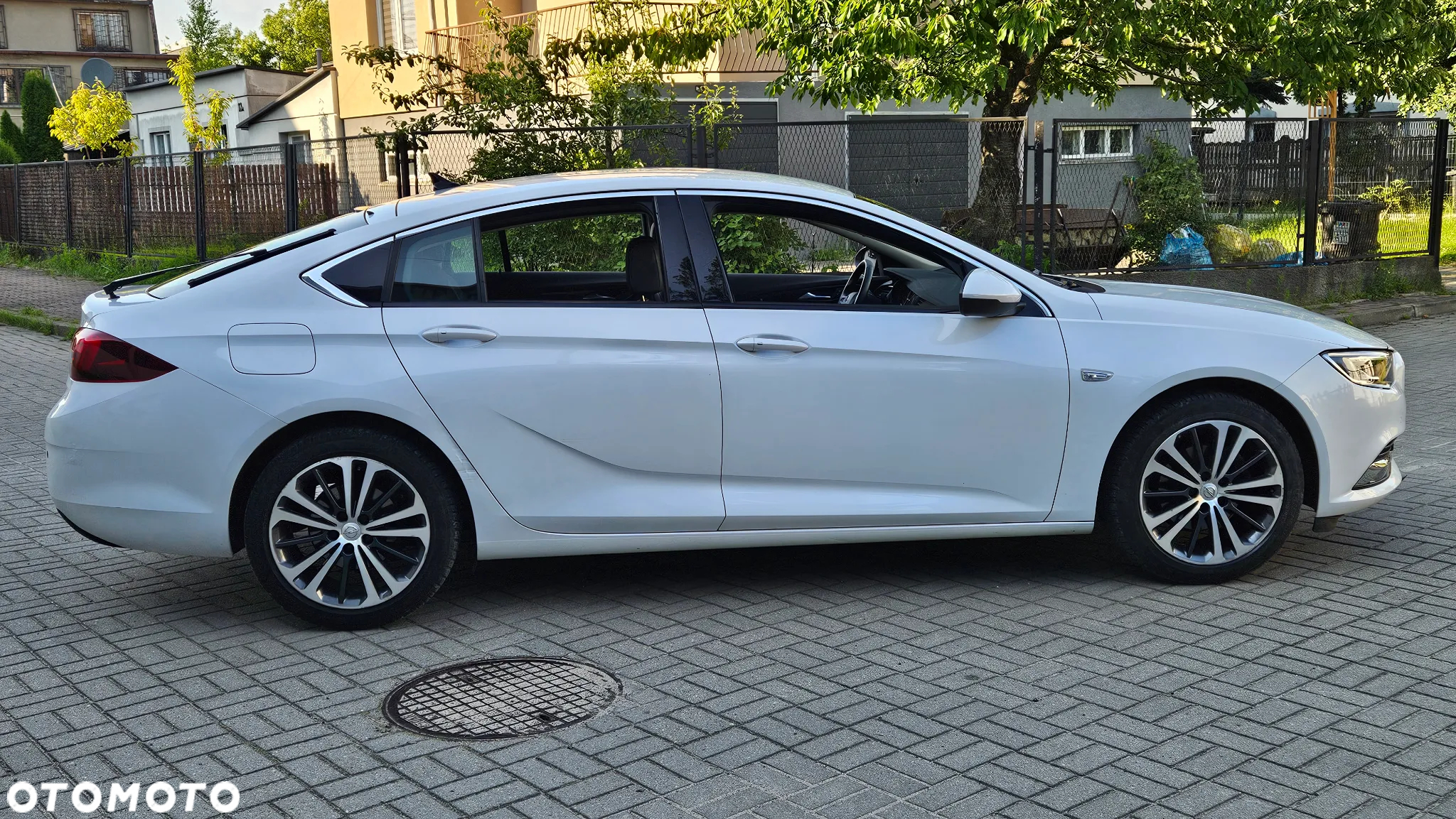 Opel Insignia 1.5 T Innovation S&S - 15