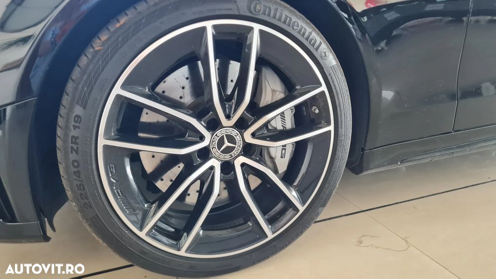 Mercedes-Benz C 43 AMG - 32