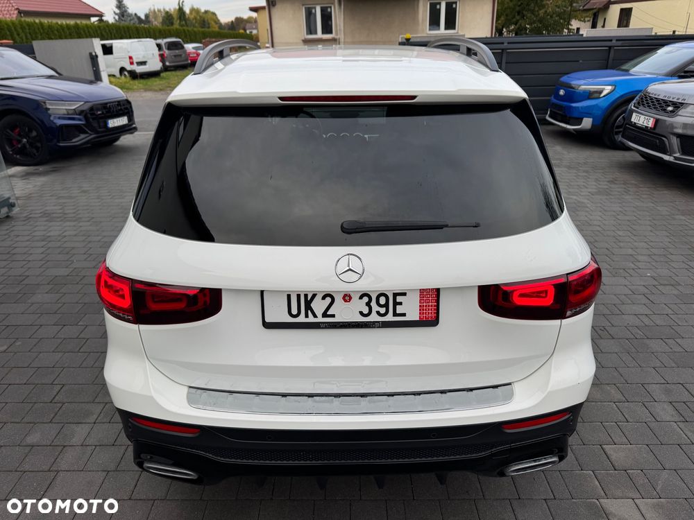 Mercedes-Benz GLB 250 4Matic 8G-DCT AMG Line - 11