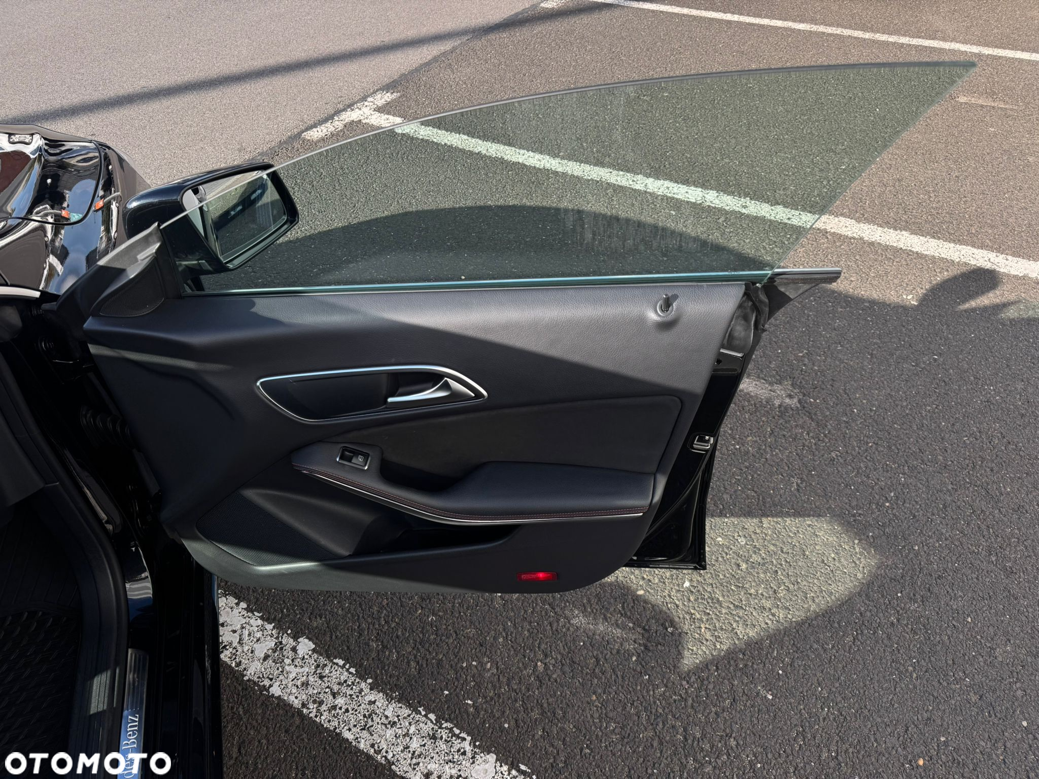 Mercedes-Benz CLA - 24