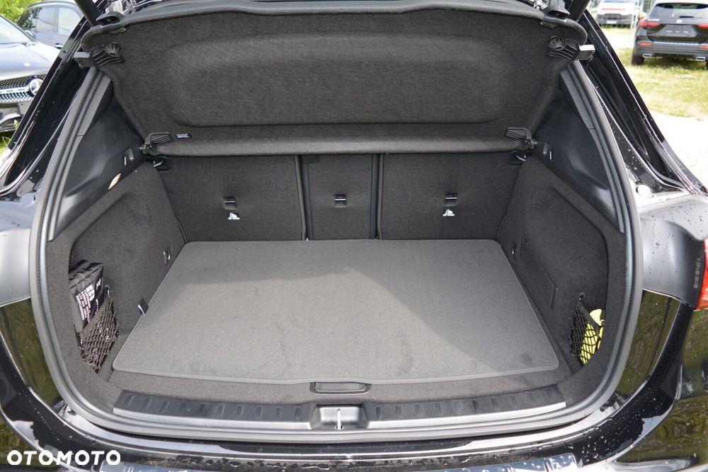 Mercedes-Benz GLA 200 AMG Line - 27