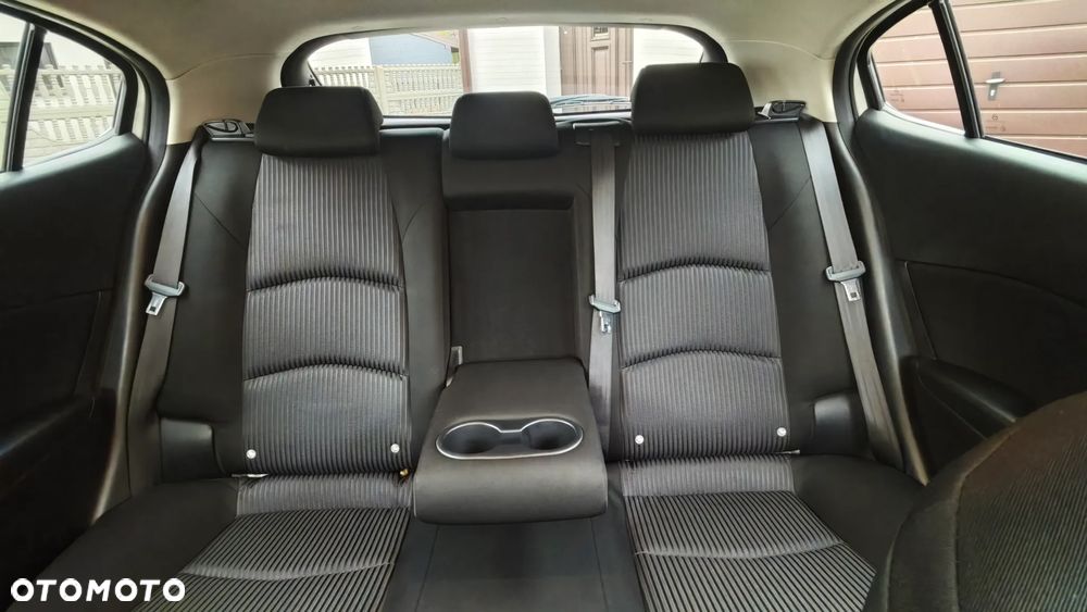 Mazda 3 2.0 Skyenergy i-Eloop - 10