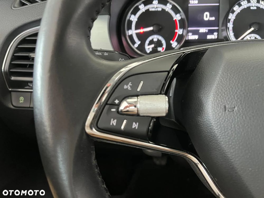 Skoda Fabia 1.0 TSI Ambition - 27
