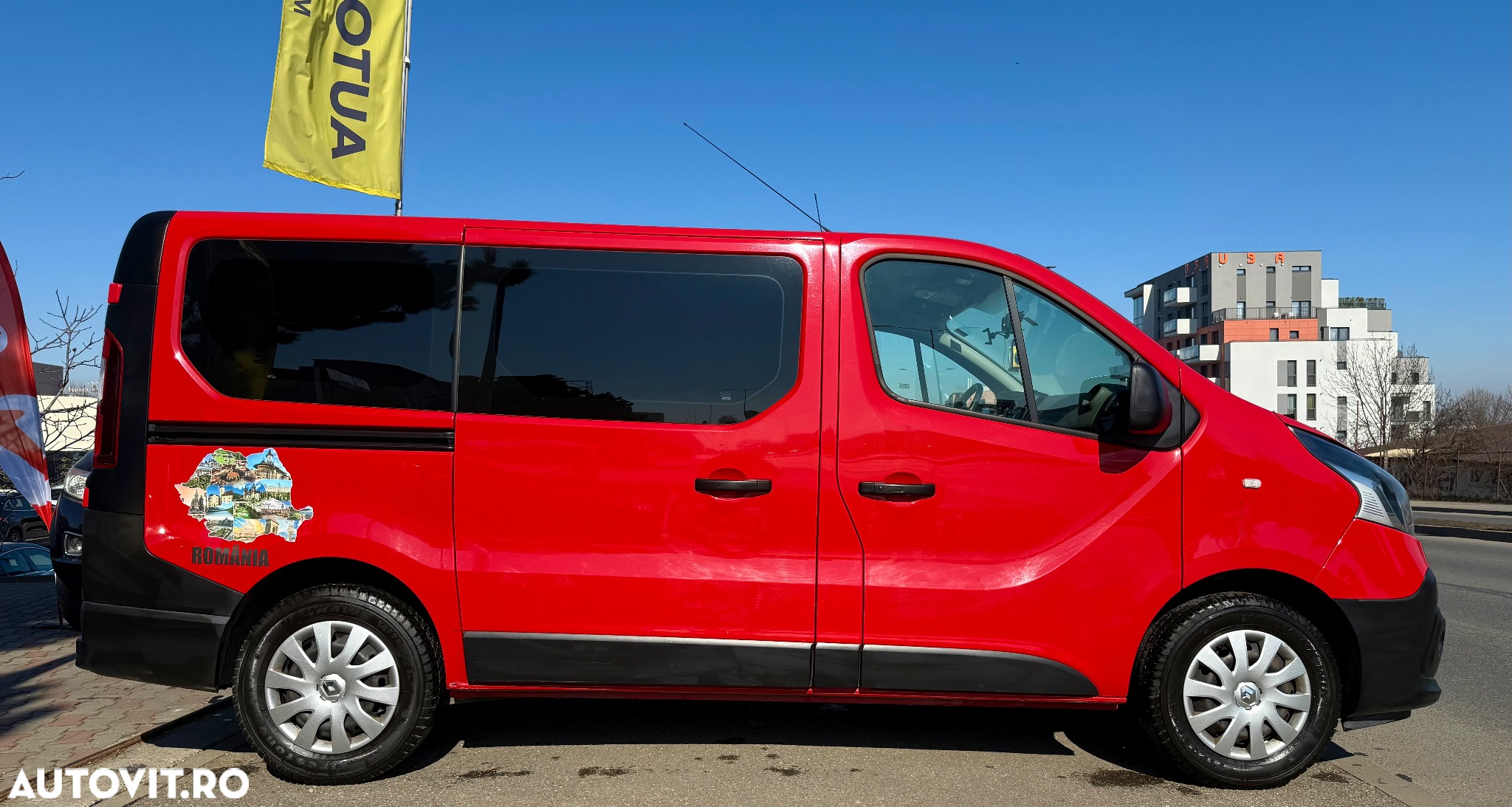 Renault Trafic - 10