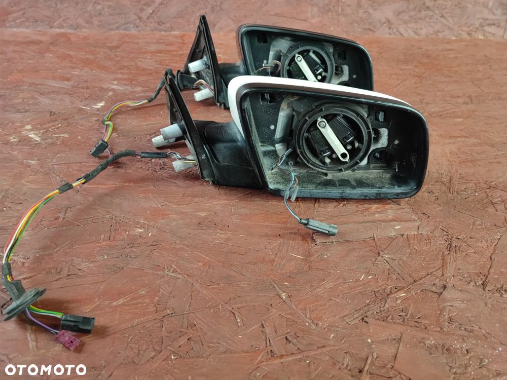 BMW E60 / E61 ORYGINALNE 2xLUSTERKA ZEWNĘTRZNE PRAWA STRONA EUROPA ELEKTRYCZNIE SKŁADANE, PODŚWIETLANE, FOTOCHROMATYCZNE, PODGRZEWANE 6-PIN O NR. 7 189 529 / 7 899 281 OEM - 1