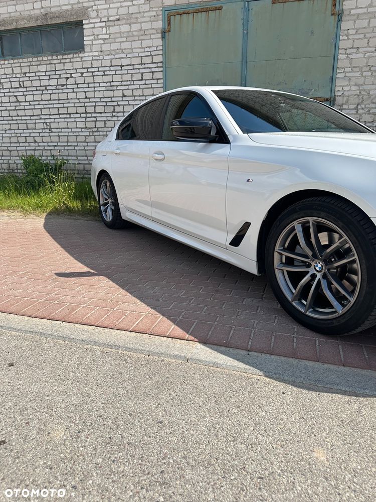 BMW Seria 5 520d xDrive M Sport sport - 5