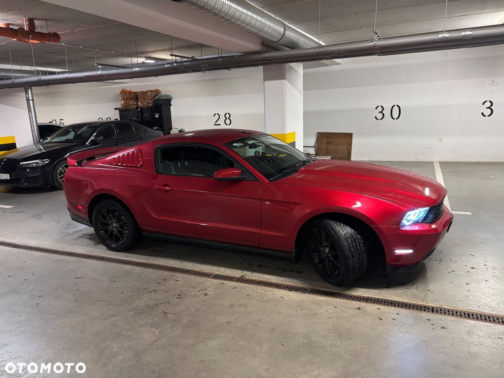 Ford Mustang 2009 photo 2