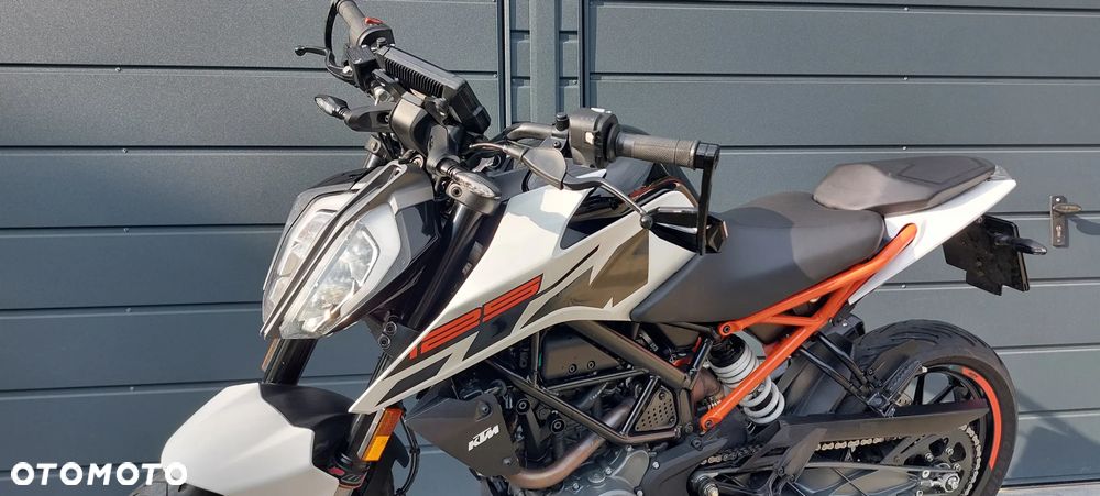 KTM Duke 125 - 4