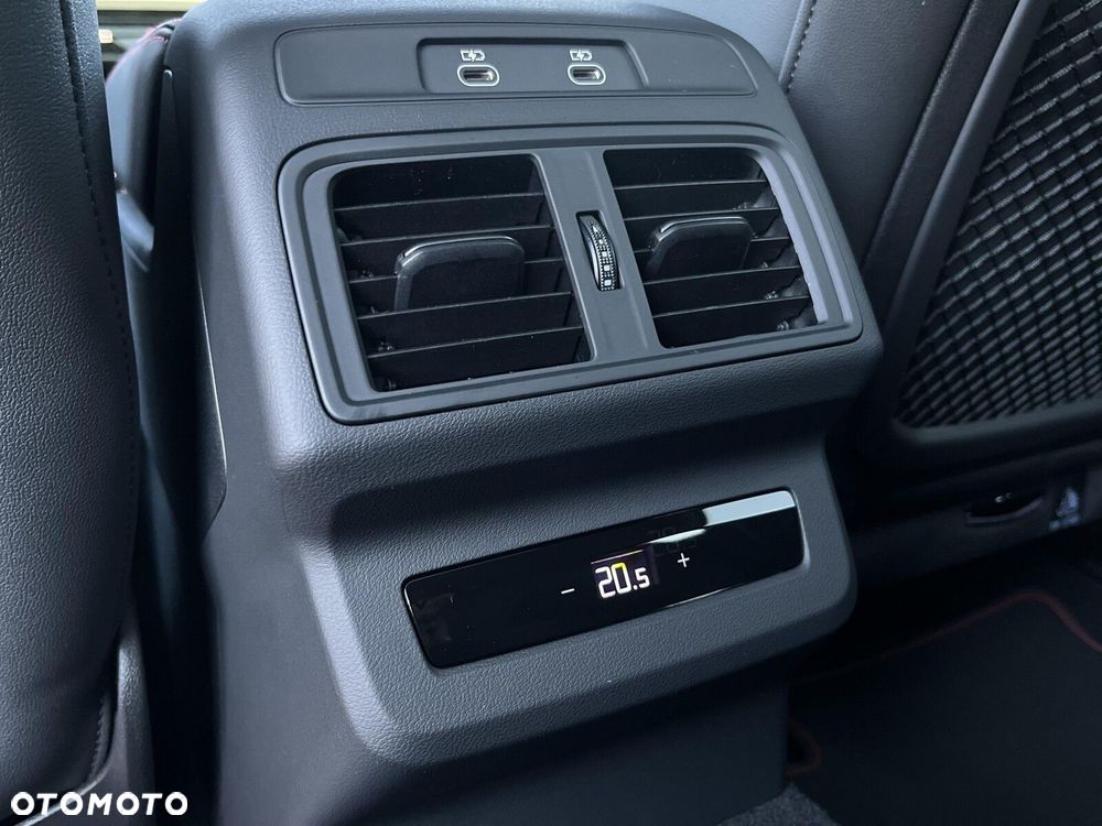 Audi Q5 Sportback - 26