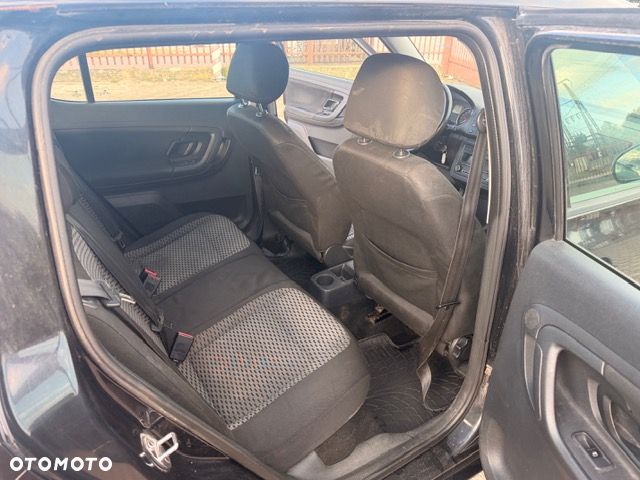 Skoda Fabia 1.4 16V Ambition - 12