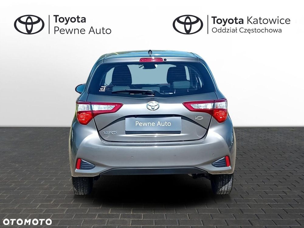 Toyota Yaris - 4