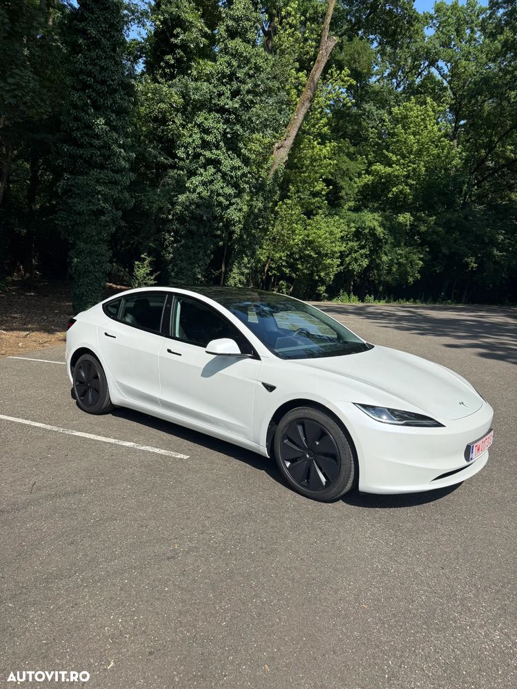 Tesla Model 3 RWD - 5