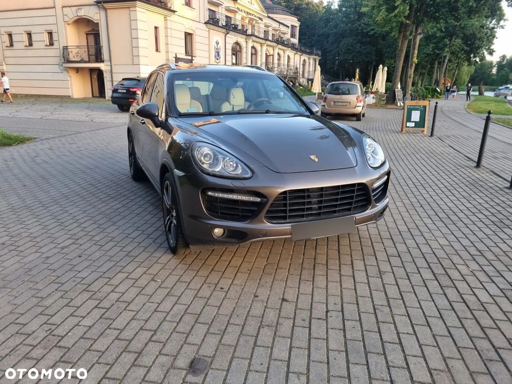 Porsche Cayenne - 33