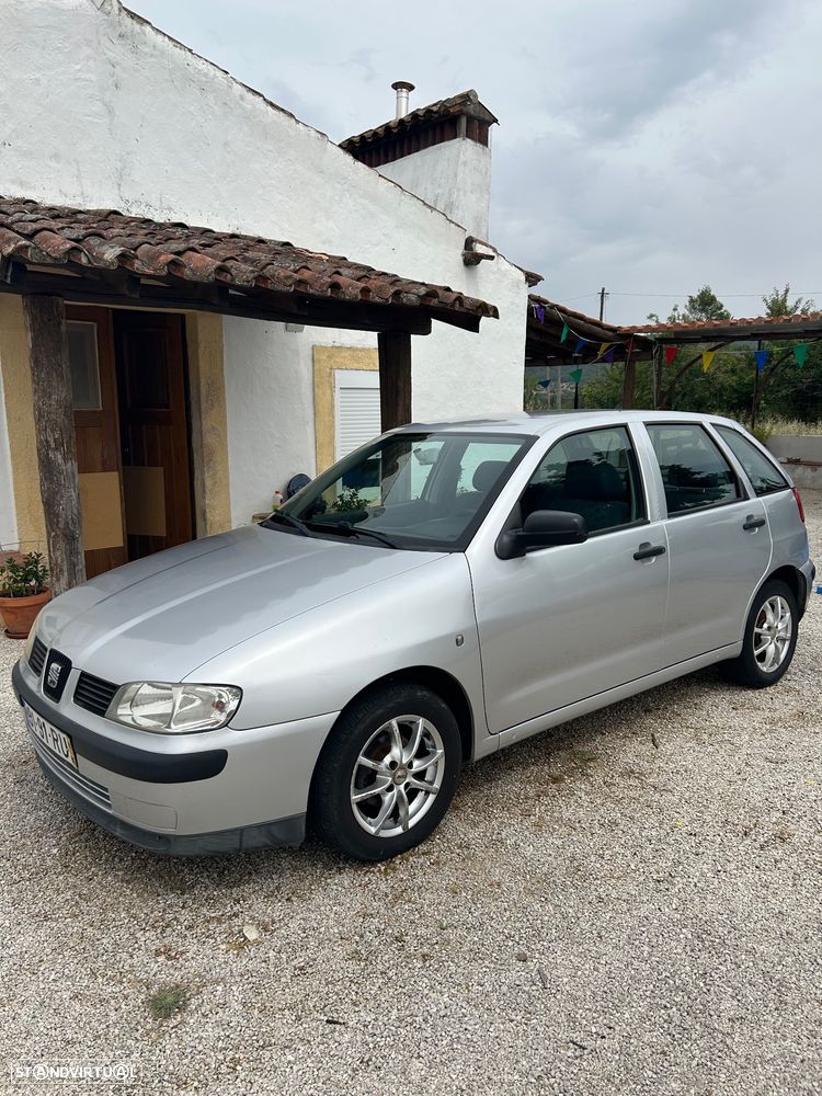 SEAT Ibiza - 4