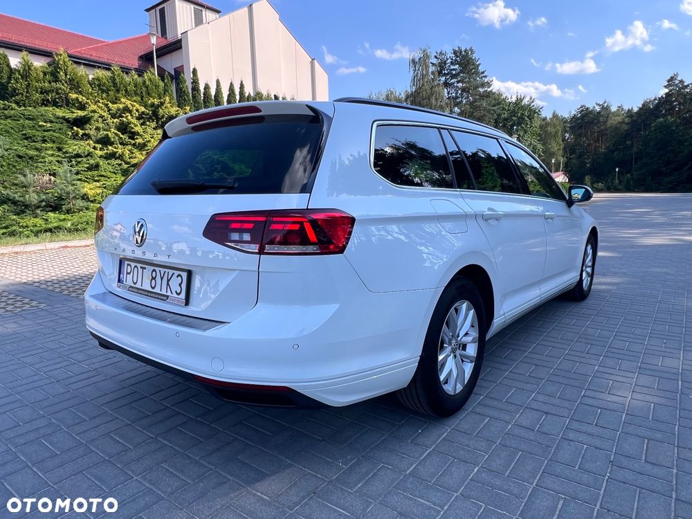Volkswagen Passat - 5