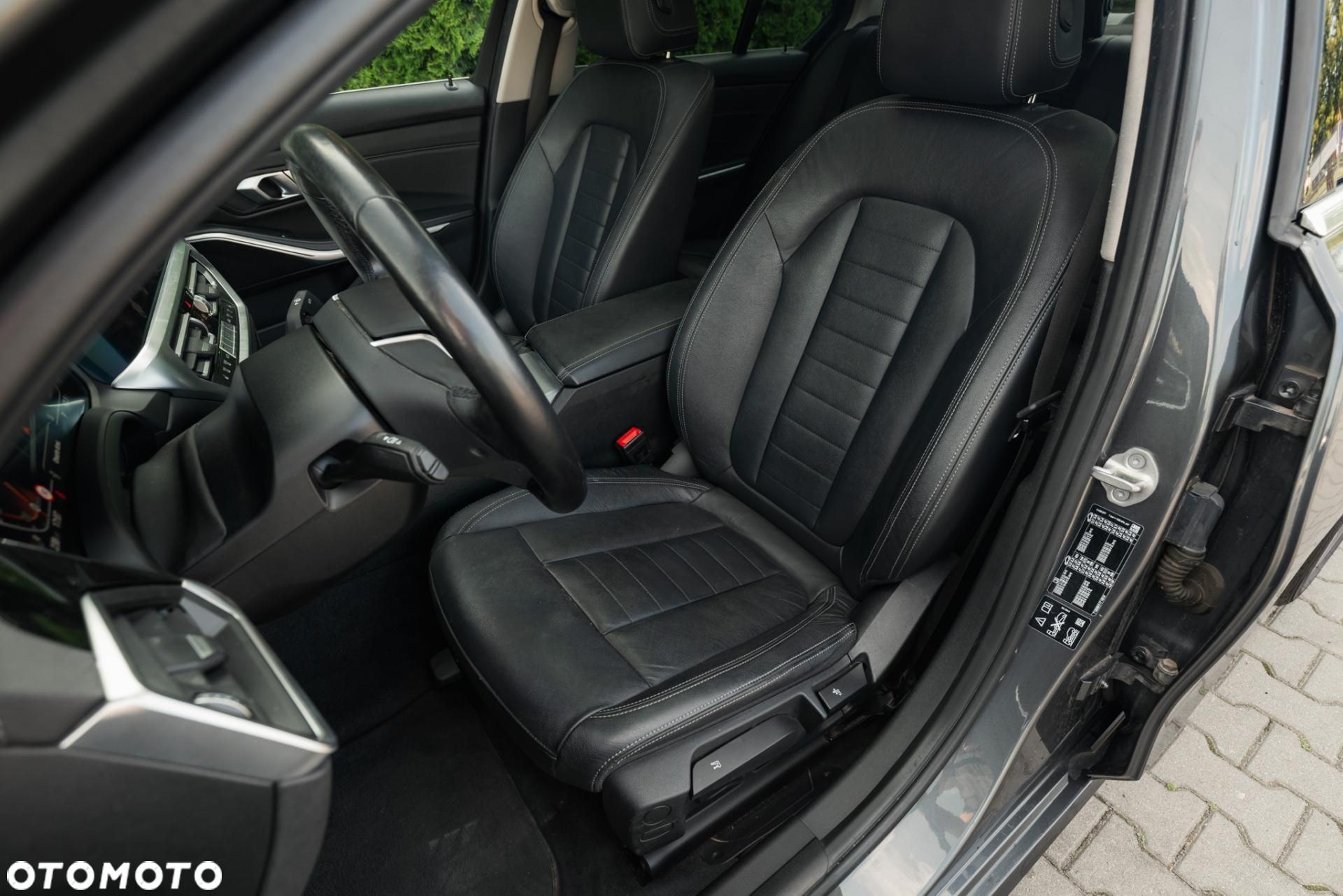 BMW Seria 3 - 12