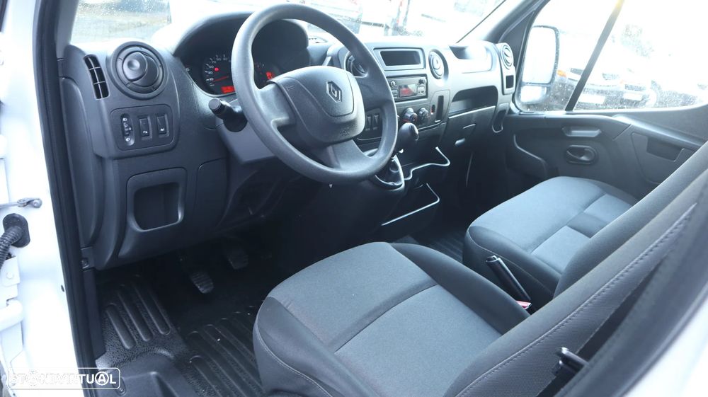 Renault Master 2.3 dci L2H2 110 - 12
