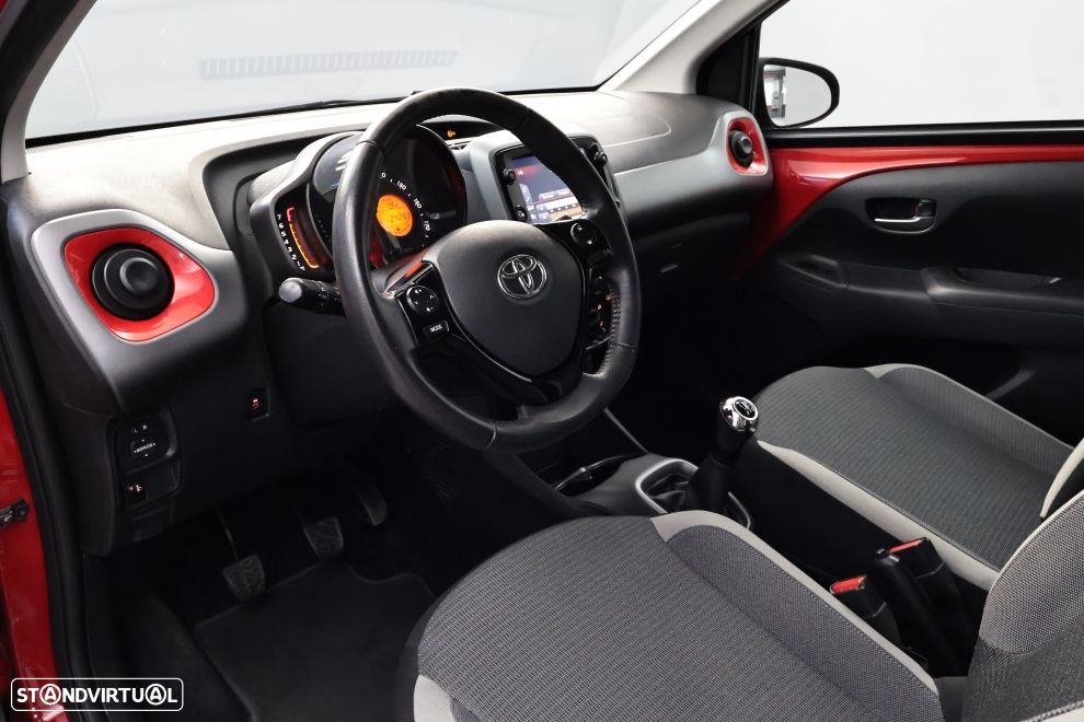 Toyota Aygo 1.0 X-Play+X-Touch - 21