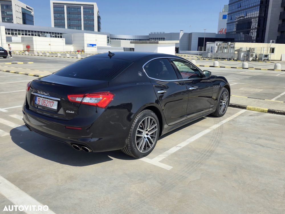 Maserati Ghibli GranLusso - 13