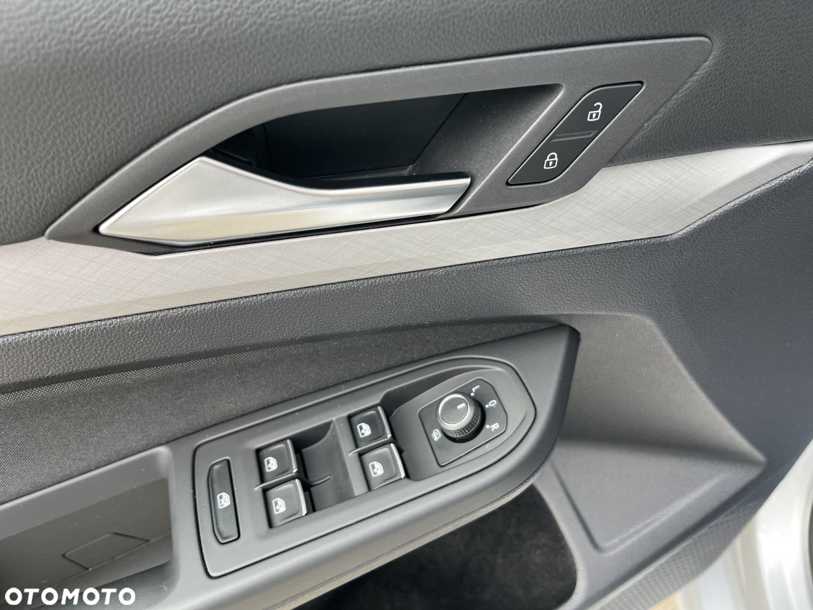 Volkswagen Golf - 18
