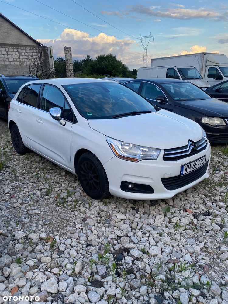Citroën C4 HDi 90 Attraction - 2