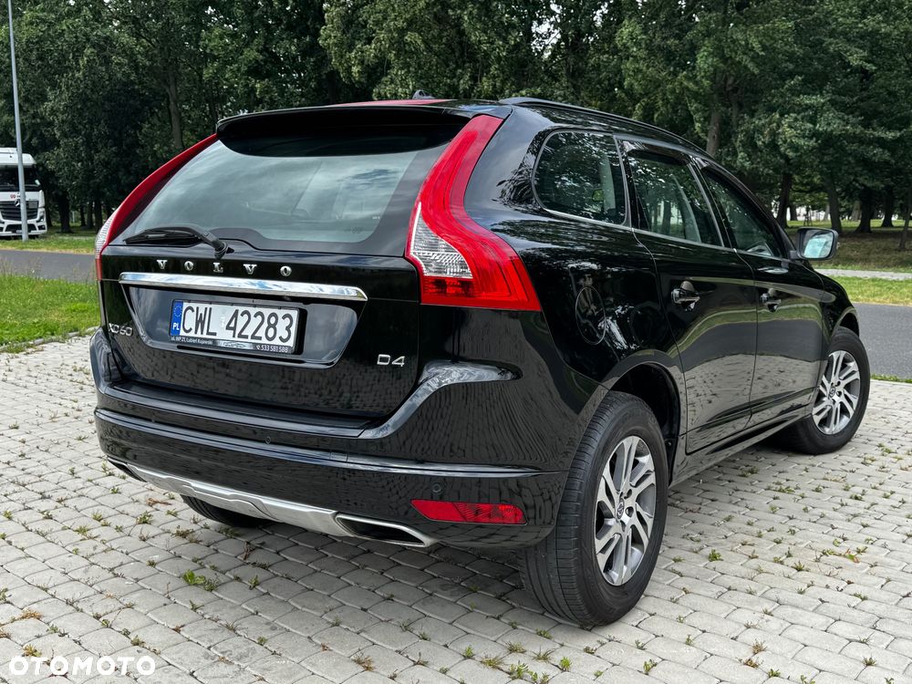 Volvo XC 60 D4 Geartronic Momentum - 14