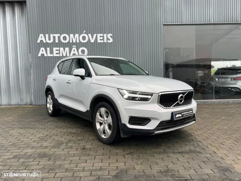 Volvo XC 40 1.5 T3 Momentum Core Geartronic - 3