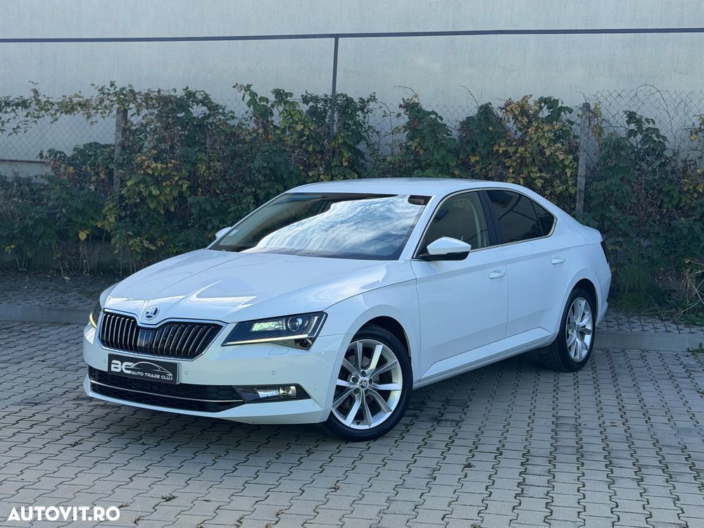 SKODA Superb 2015 — imagine 17