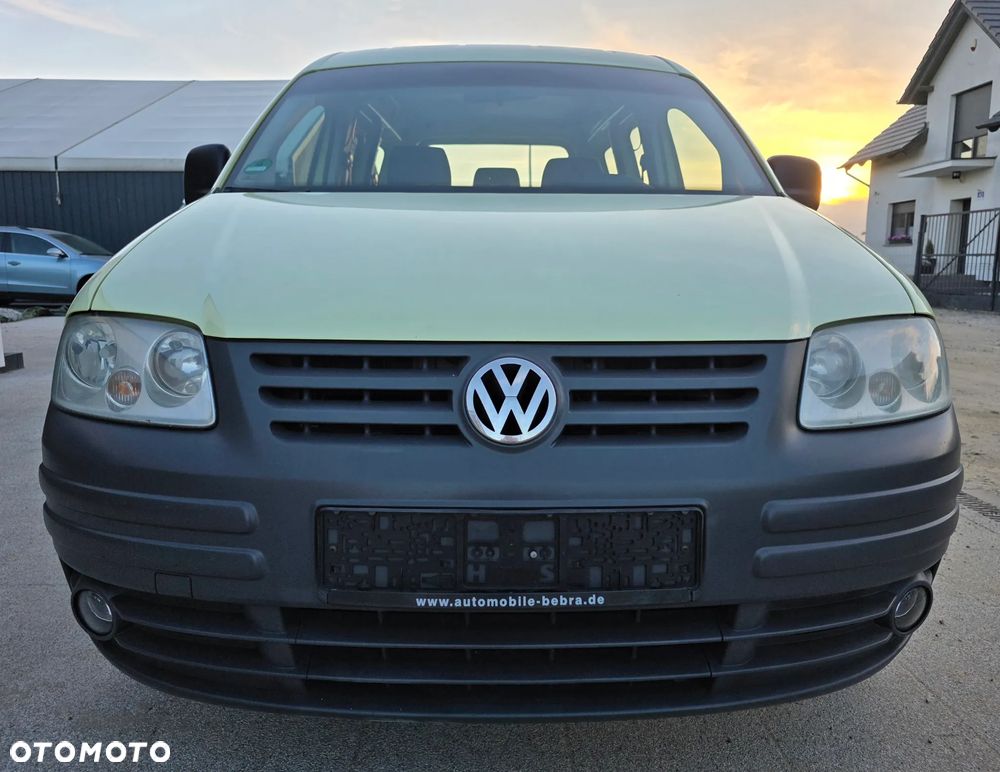 Volkswagen Caddy 1.6 Life Colour Concept - 3