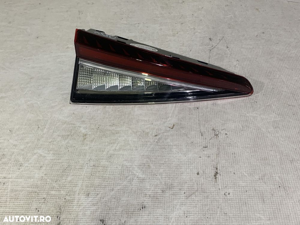 Lampa stop stanga pe hayon, Skoda Enyaq, 2021, 2022, 2023, 2024, cod origine OE 5LG945307B. - 1