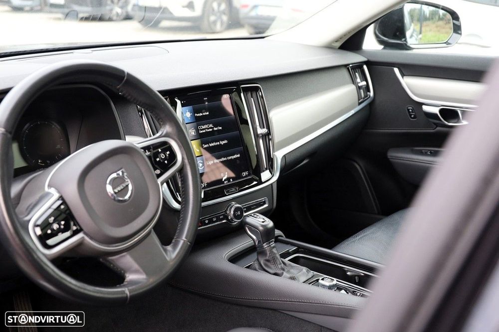 Volvo V90 2.0 D4 Momentum Plus Geartronic - 15