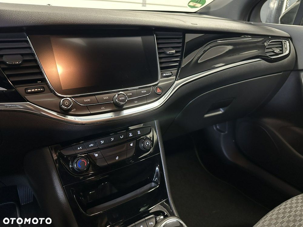 Opel Astra - 9