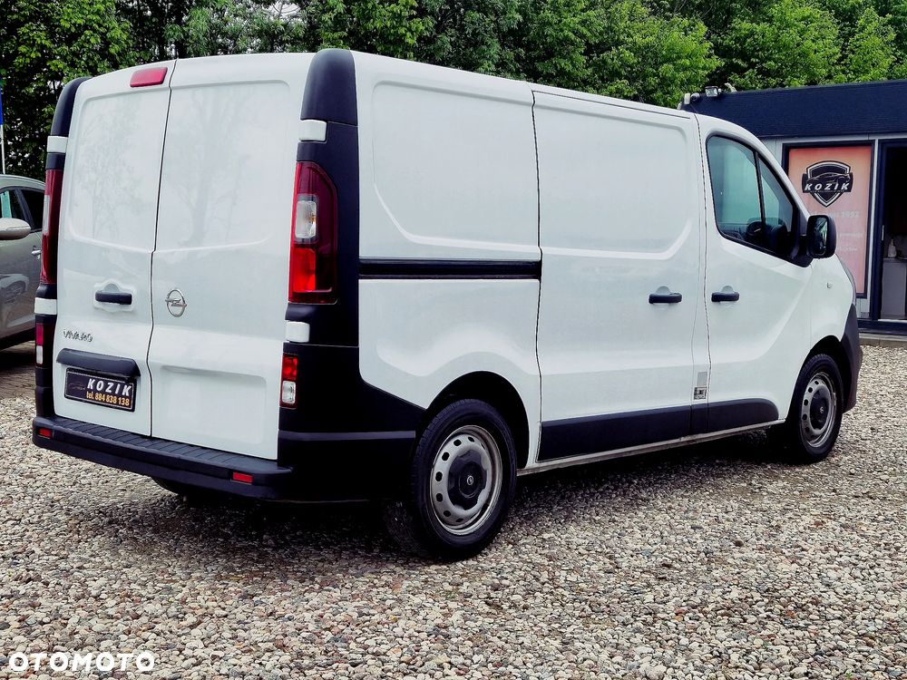 Opel Vivaro - 11