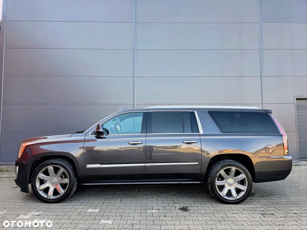 Cadillac Escalade ESV 6.2 V8 AWD AT Premium - 4