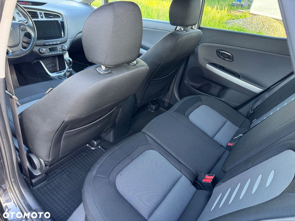 Kia Ceed - 19