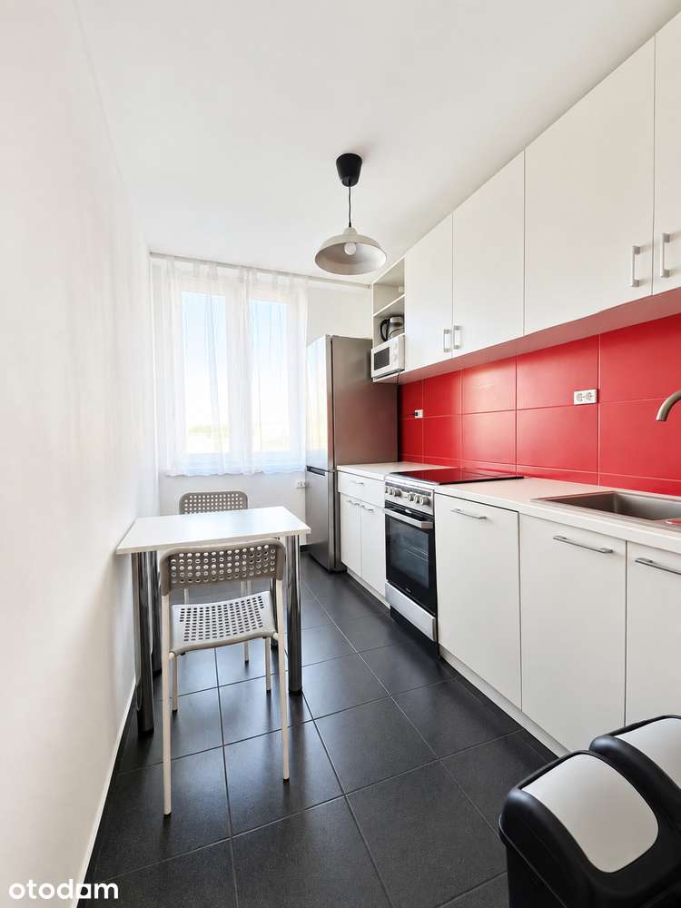 3 oddzielne pokoje 56m2  / ul. Chłodna , Wola / 6100 zł z czynszem