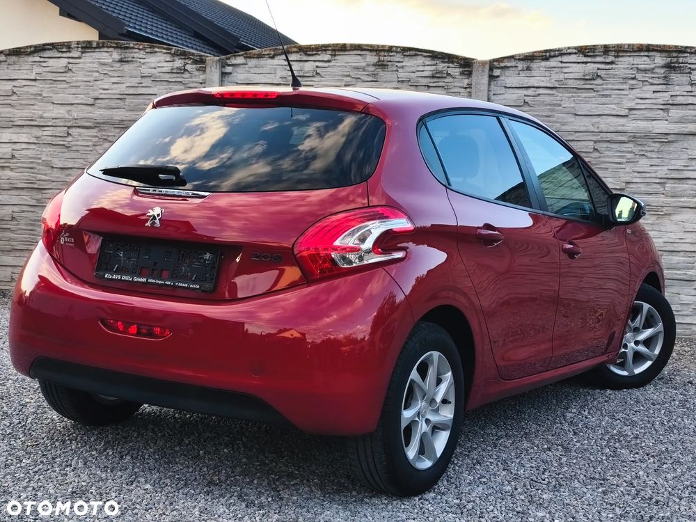 Peugeot 208 - 6